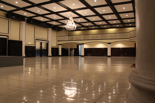 Renaissance Convention Center ballroom